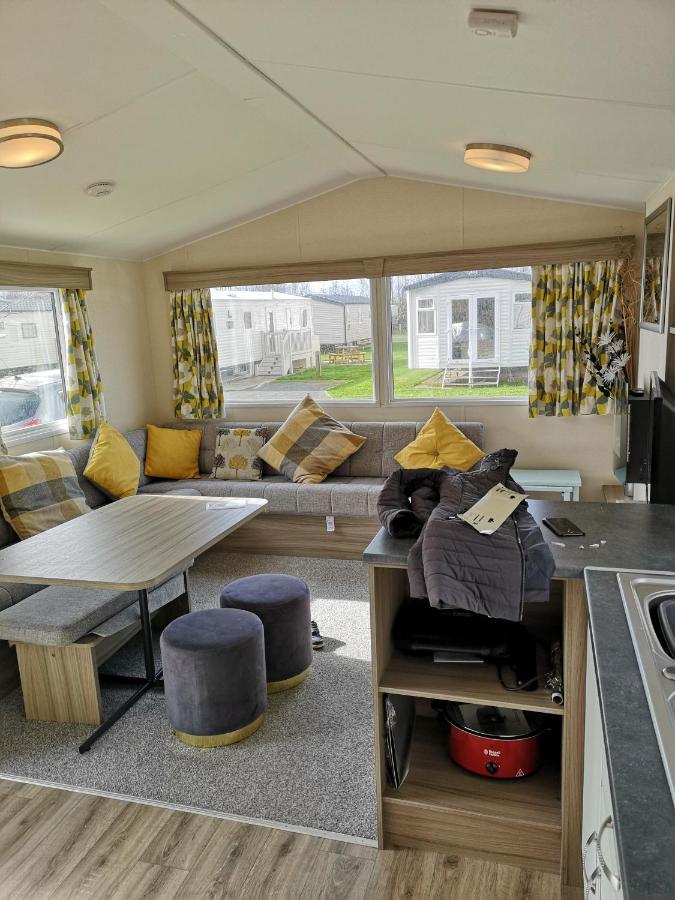 Отель Lakeland Leisure Park Flookburgh Экстерьер фото