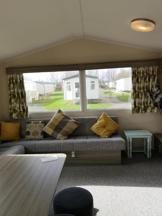 Отель Lakeland Leisure Park Flookburgh Экстерьер фото