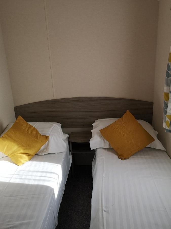 Отель Lakeland Leisure Park Flookburgh Экстерьер фото