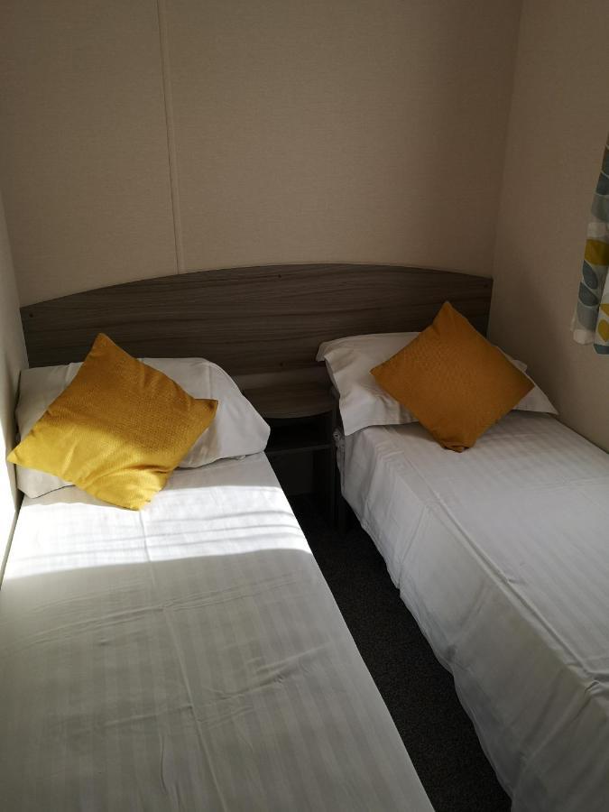 Отель Lakeland Leisure Park Flookburgh Экстерьер фото