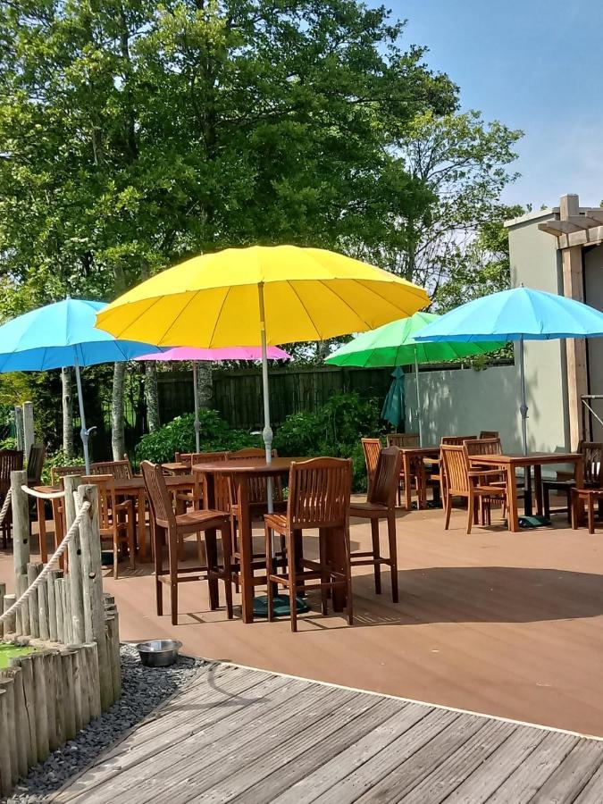 Отель Lakeland Leisure Park Flookburgh Экстерьер фото