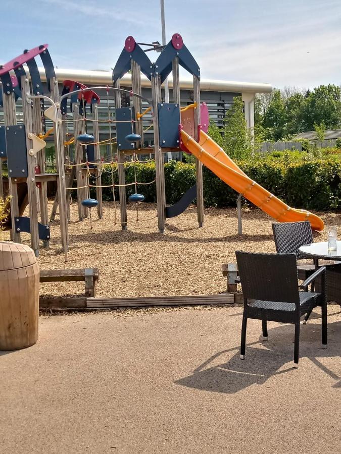 Отель Lakeland Leisure Park Flookburgh Экстерьер фото